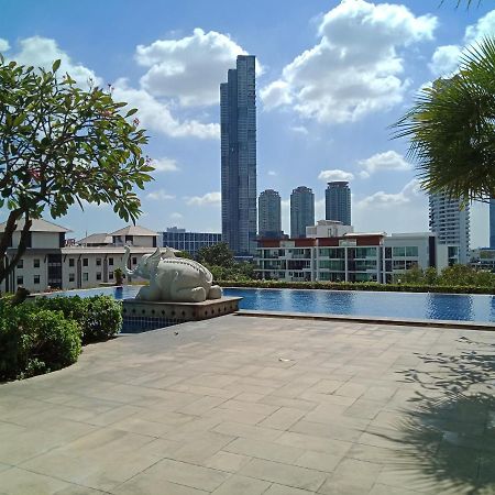 Baan Sathorn Riverfront Bangkok Luaran gambar