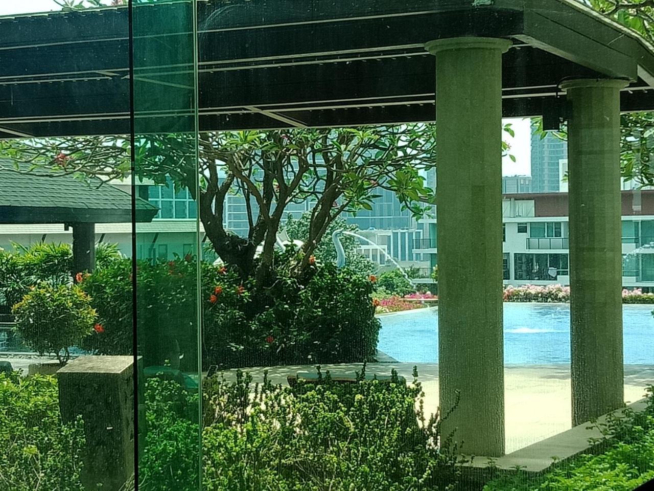 Baan Sathorn Riverfront Bangkok Luaran gambar