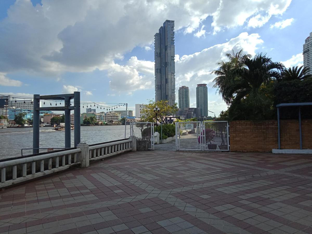 Baan Sathorn Riverfront Bangkok Luaran gambar