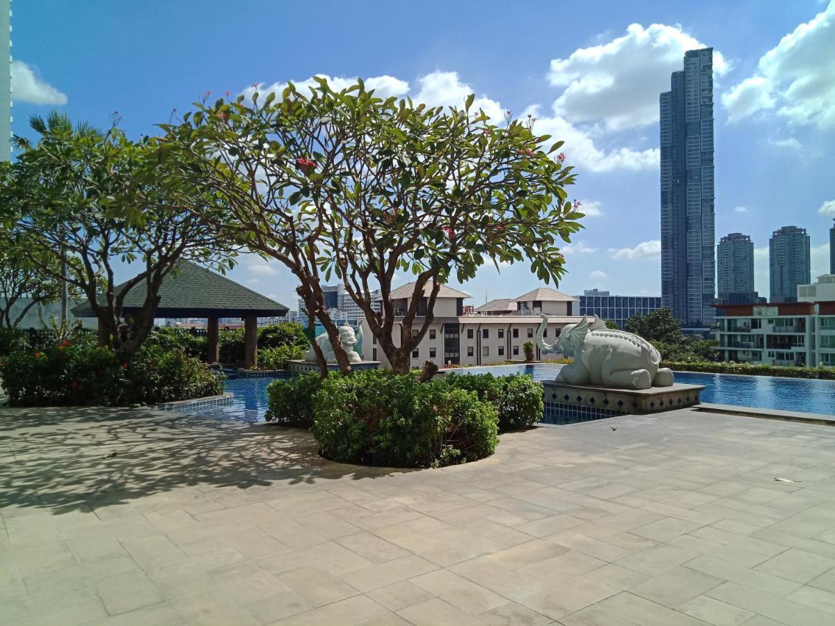 Baan Sathorn Riverfront Bangkok Luaran gambar